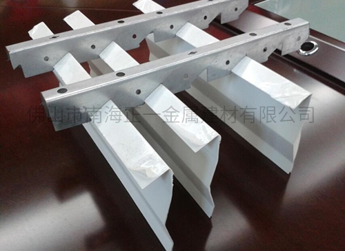 鋁單板生產(chǎn)廠(chǎng)家
